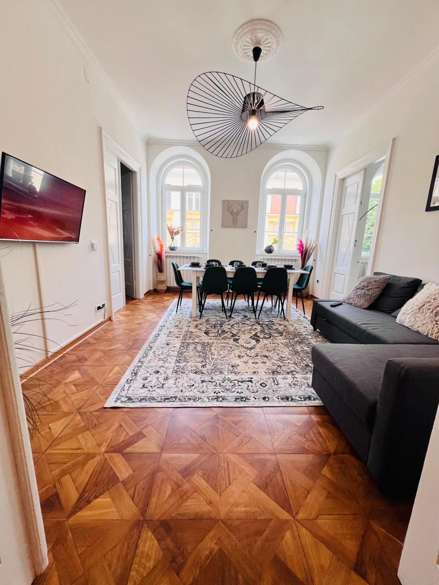 Suite Mitteleuropa Private Parking Trieste Exterior photo